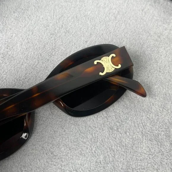 Celine Triomphe Oval Tortoise Sunglasses - Picture 4 of 6